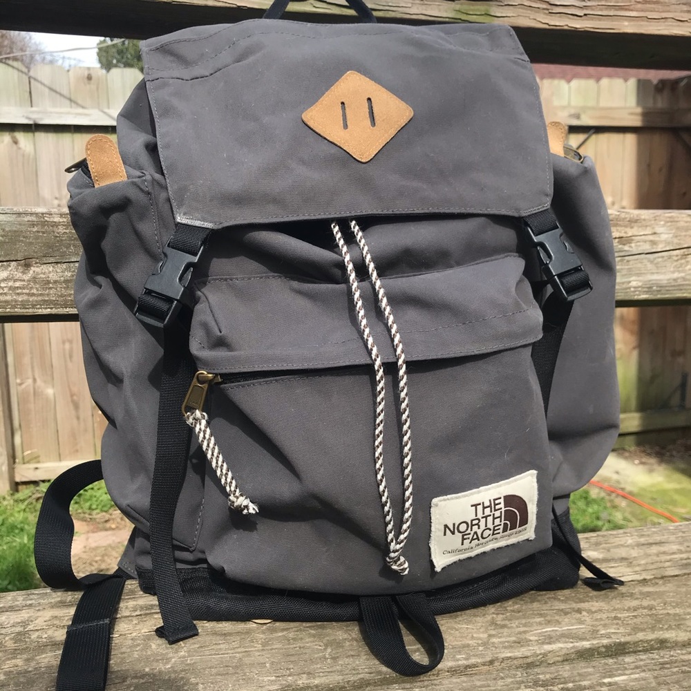 north face charcoal grey rucksack backpack